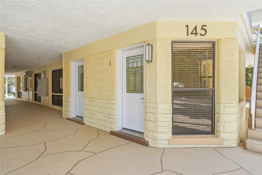 145 10th Avenue N St Petersburg FL 33701