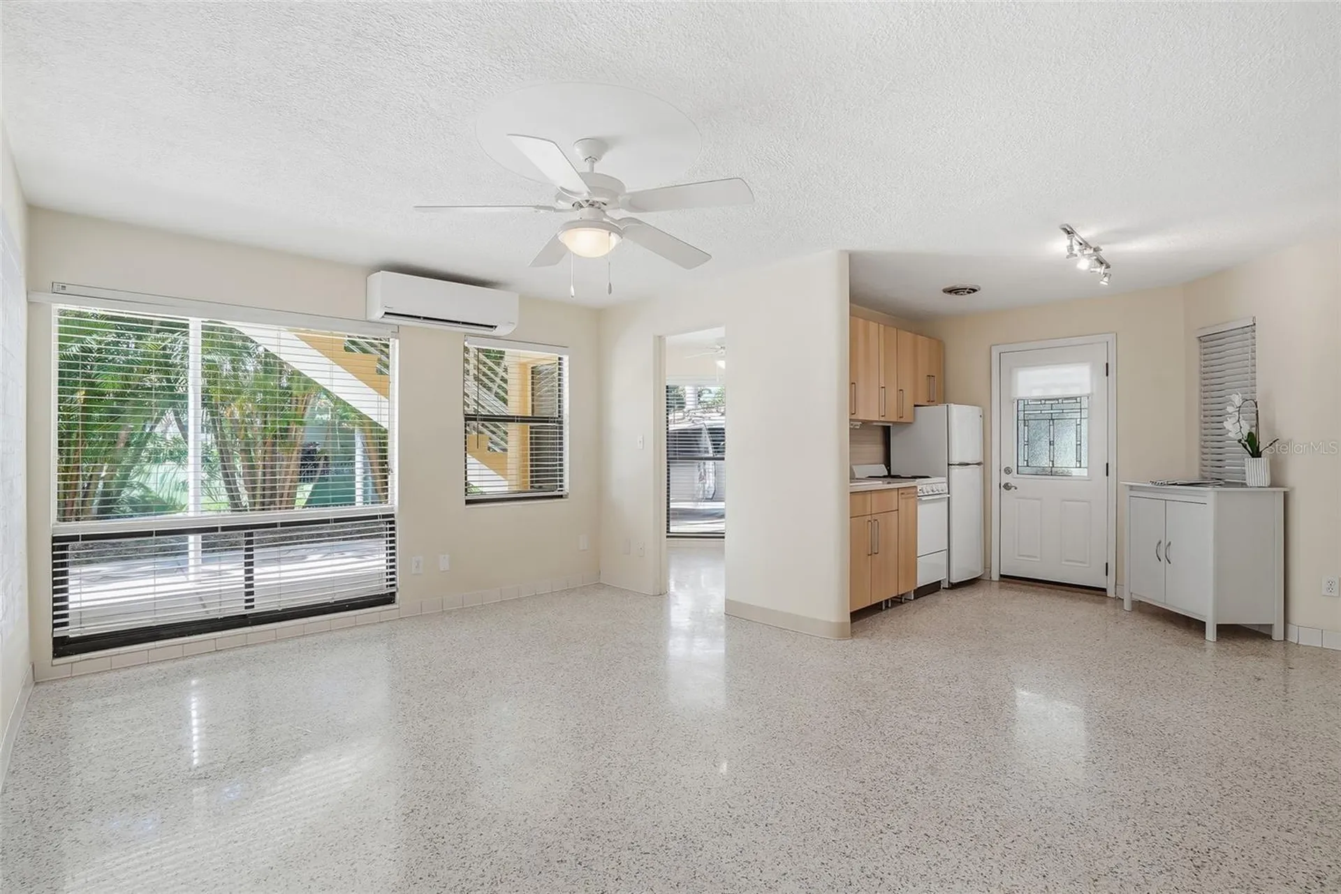 145 10th Avenue N St Petersburg FL 33701