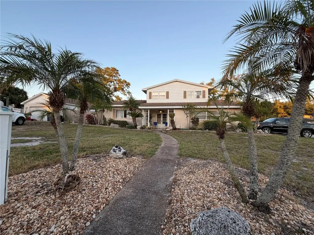 8209 134th Street Seminole FL 33776