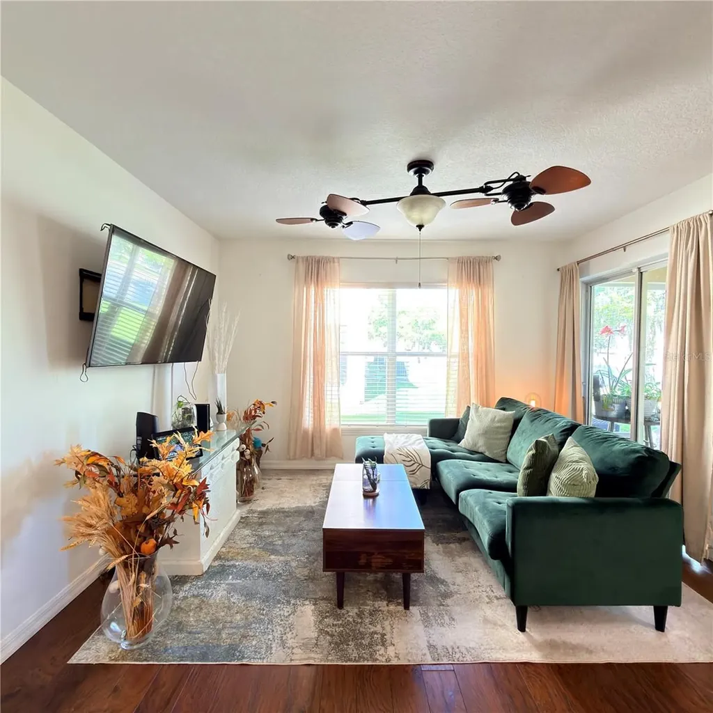2853 Club Cortile Circle Kissimmee FL 34746