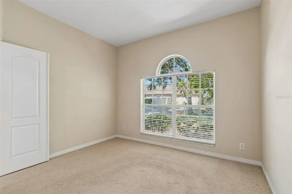 4789 Whispering Wind Avenue Tampa FL 33614