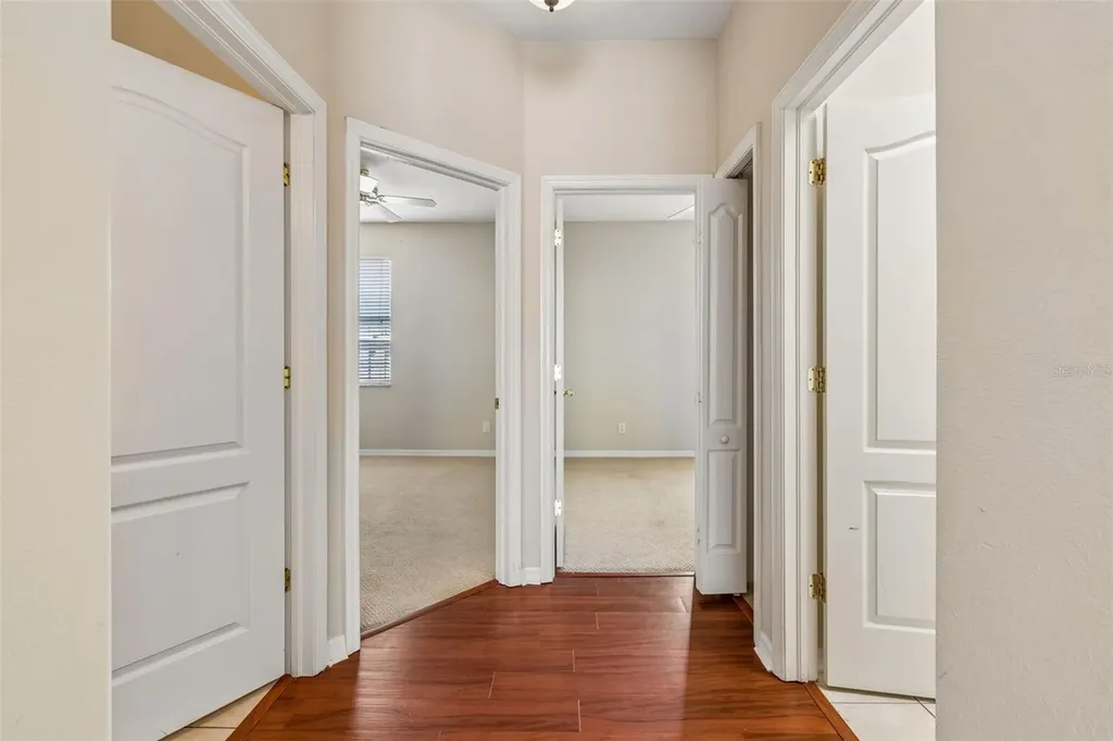 4789 Whispering Wind Avenue Tampa FL 33614