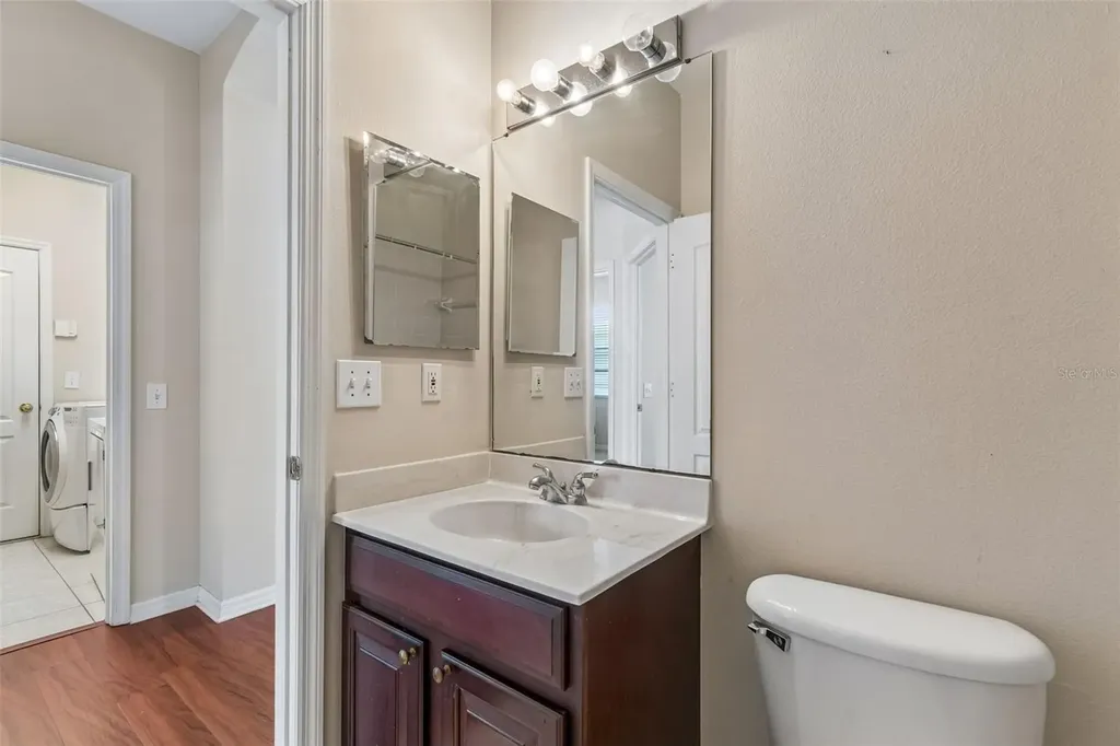 4789 Whispering Wind Avenue Tampa FL 33614