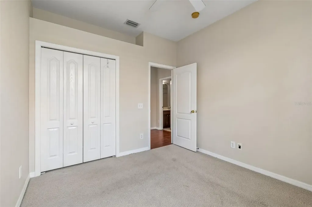 4789 Whispering Wind Avenue Tampa FL 33614