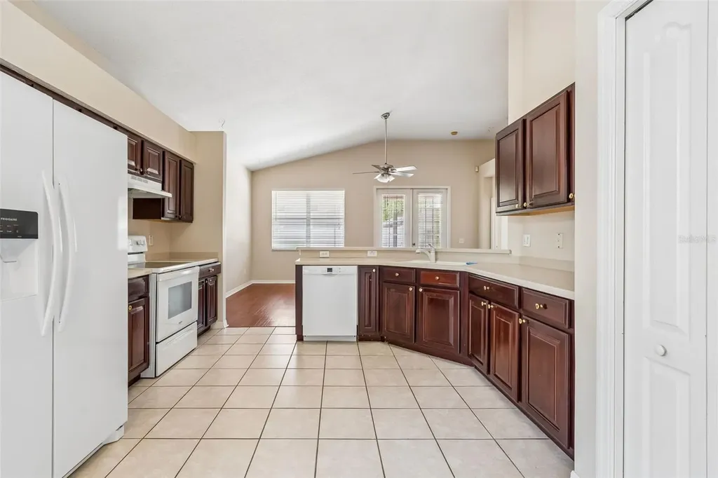 4789 Whispering Wind Avenue Tampa FL 33614