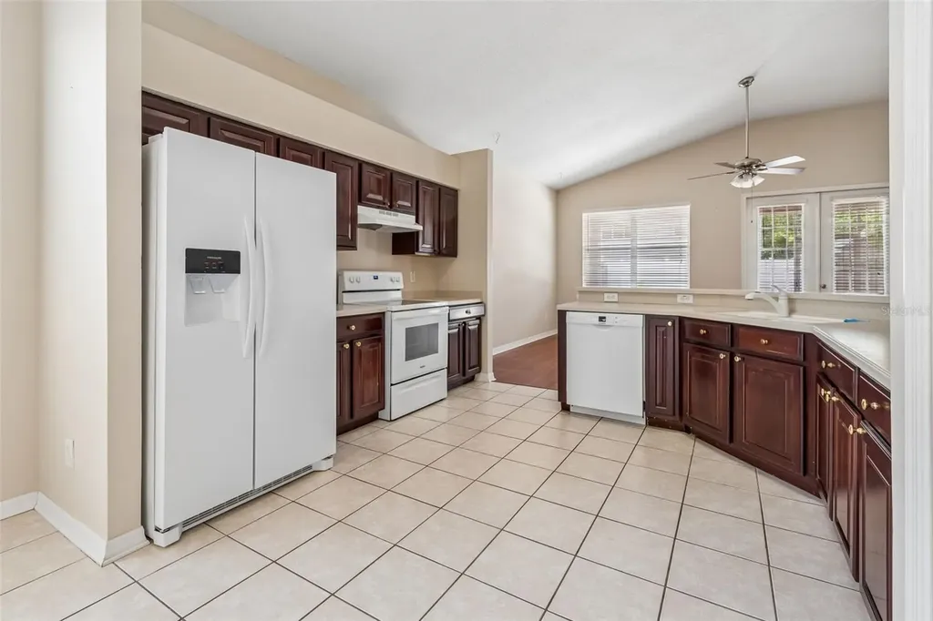 4789 Whispering Wind Avenue Tampa FL 33614