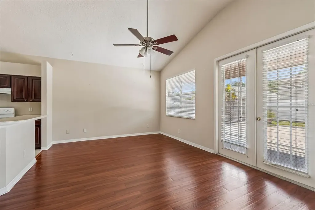 4789 Whispering Wind Avenue Tampa FL 33614