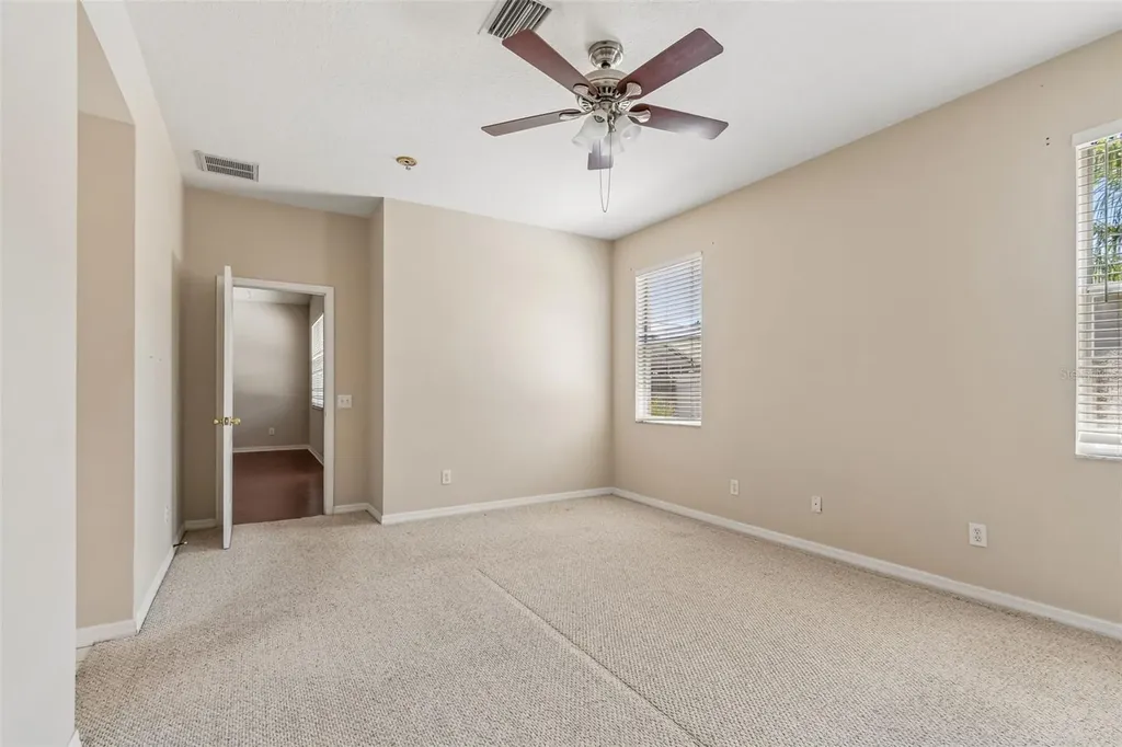 4789 Whispering Wind Avenue Tampa FL 33614
