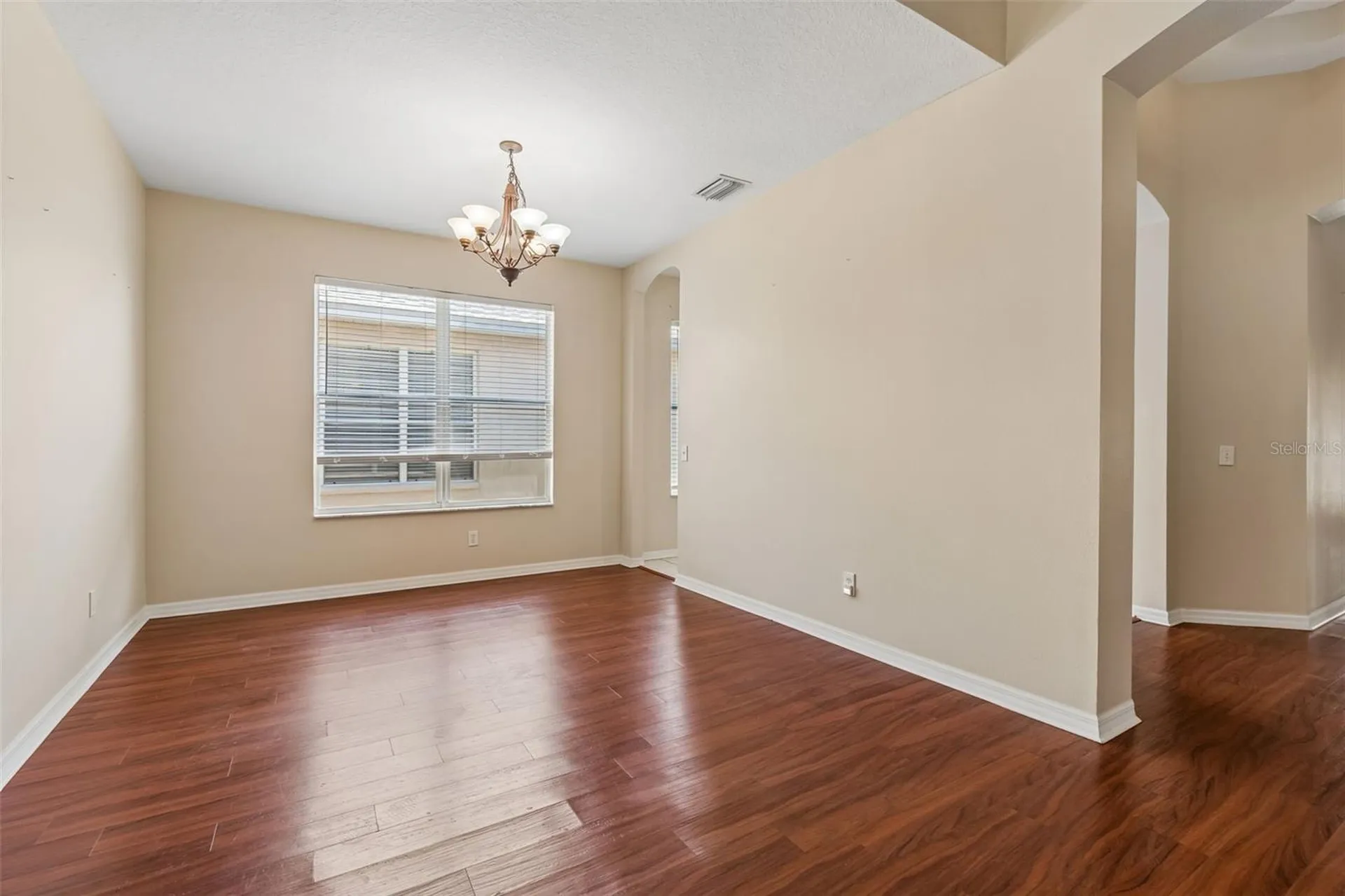 4789 Whispering Wind Avenue Tampa FL 33614