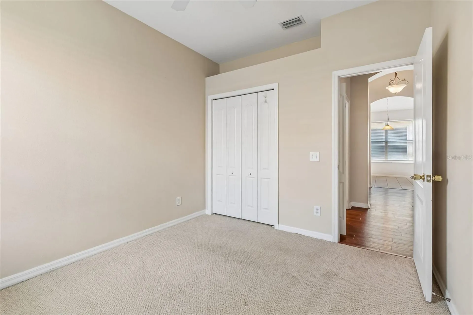4789 Whispering Wind Avenue Tampa FL 33614
