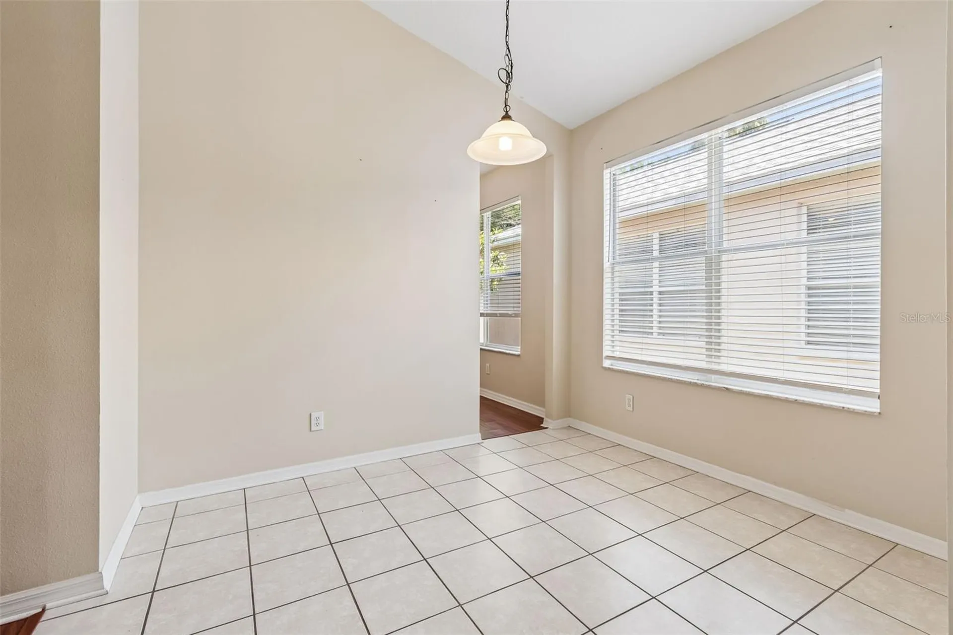 4789 Whispering Wind Avenue Tampa FL 33614