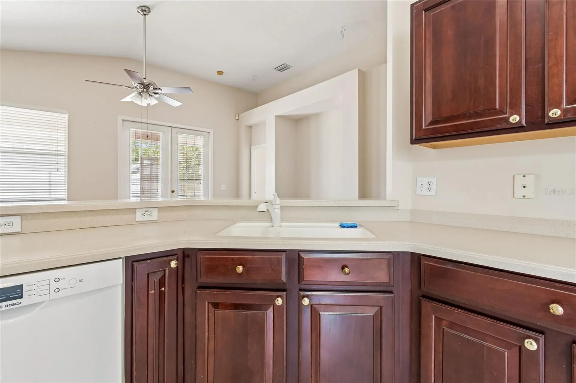 4789 Whispering Wind Avenue Tampa FL 33614