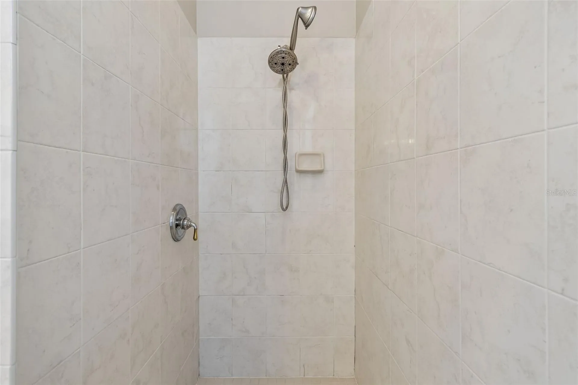 4789 Whispering Wind Avenue Tampa FL 33614