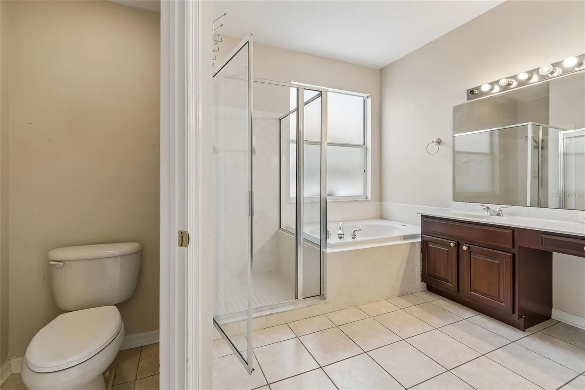 4789 Whispering Wind Avenue Tampa FL 33614