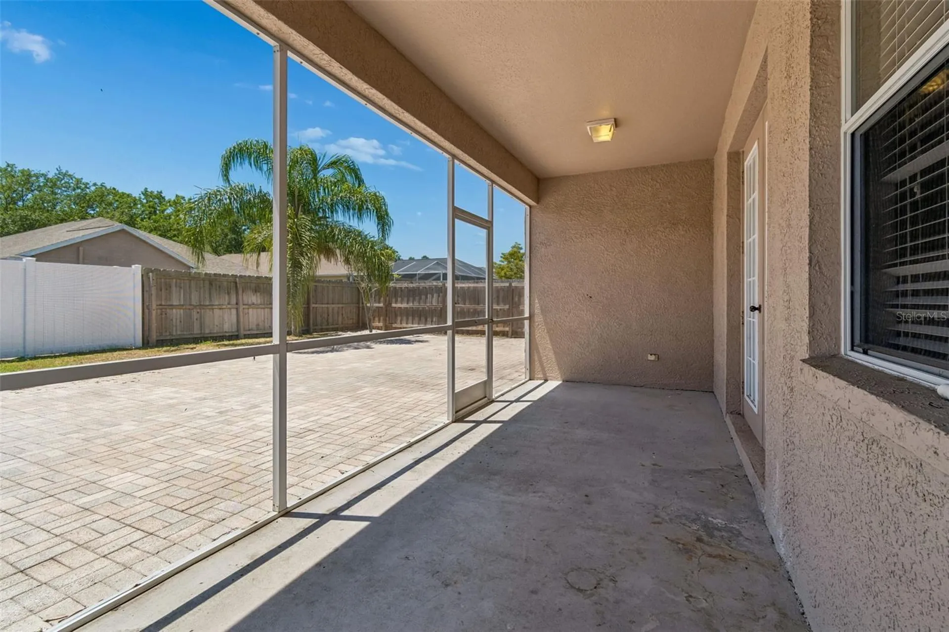 4789 Whispering Wind Avenue Tampa FL 33614