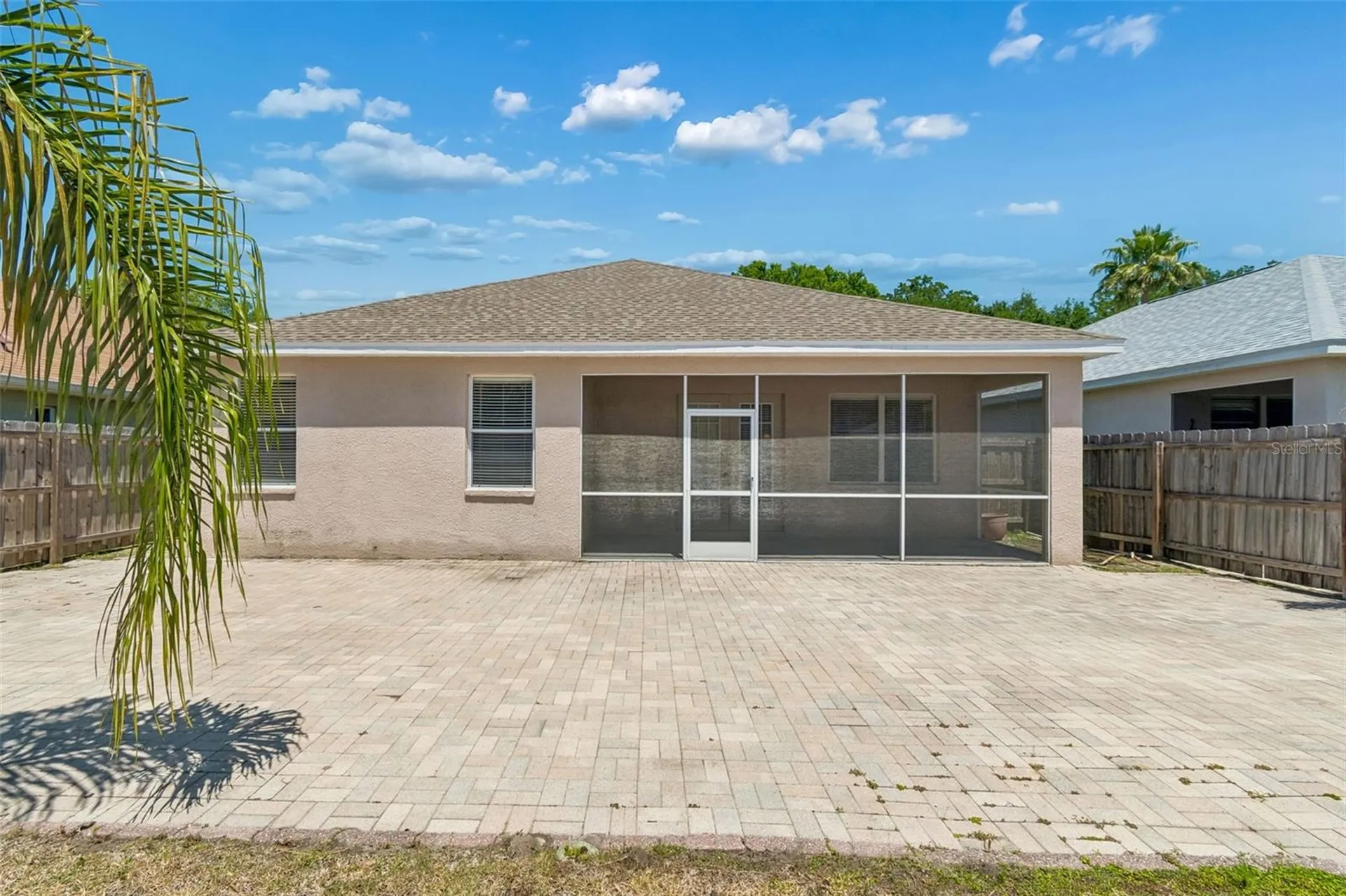 4789 Whispering Wind Avenue Tampa FL 33614