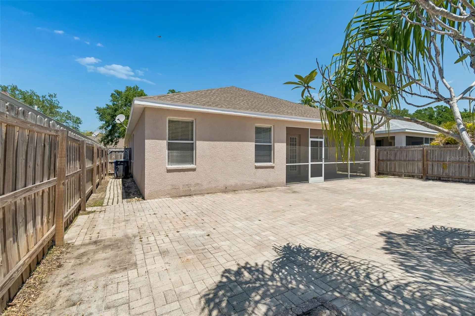 4789 Whispering Wind Avenue Tampa FL 33614