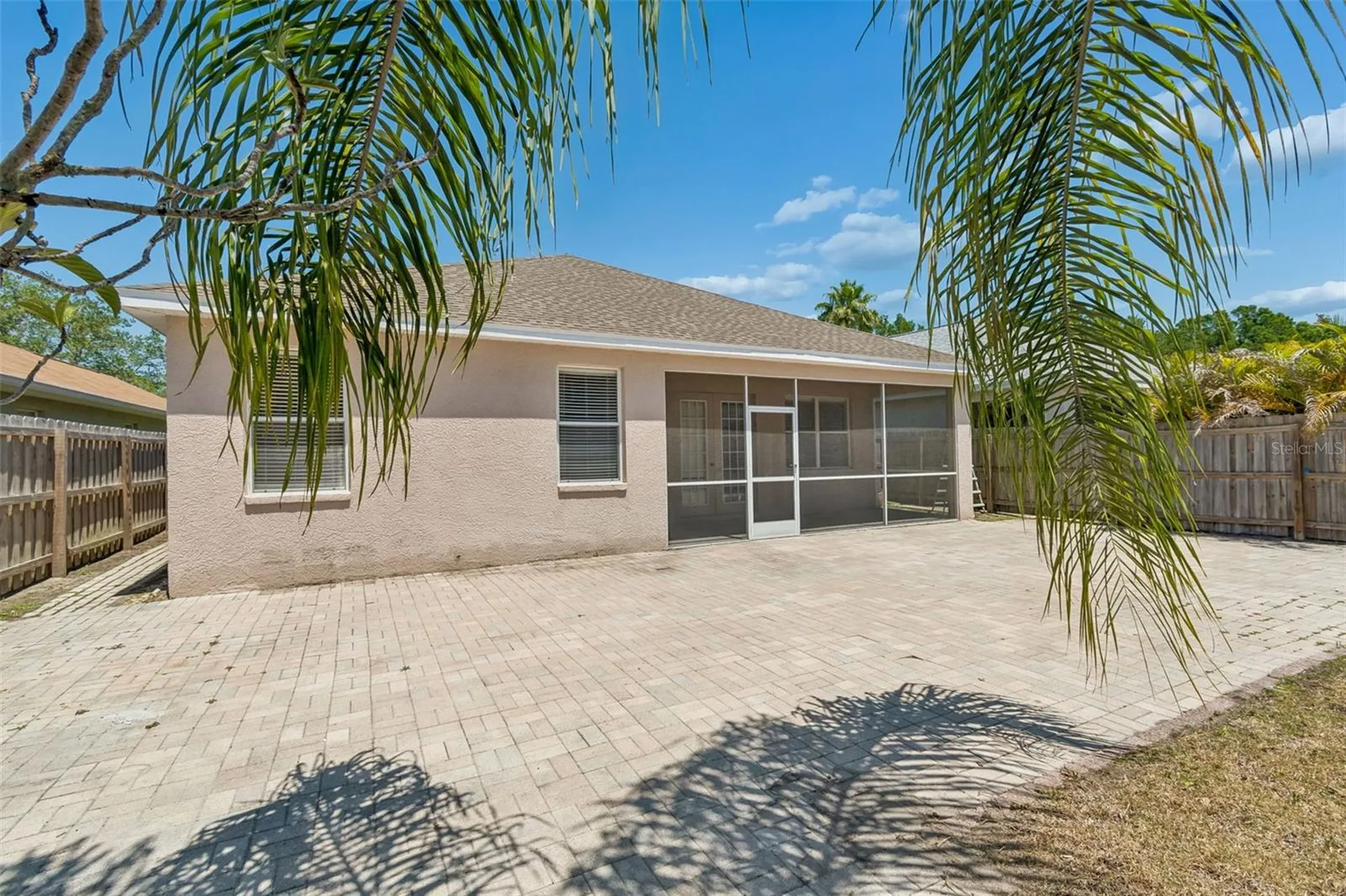 4789 Whispering Wind Avenue Tampa FL 33614