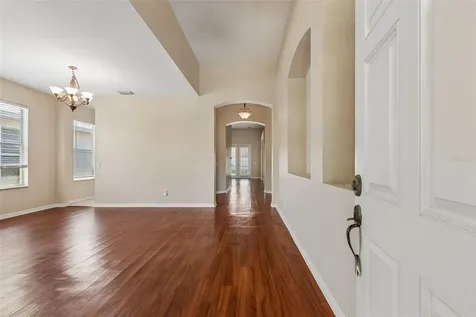 4789 Whispering Wind Avenue Tampa FL 33614