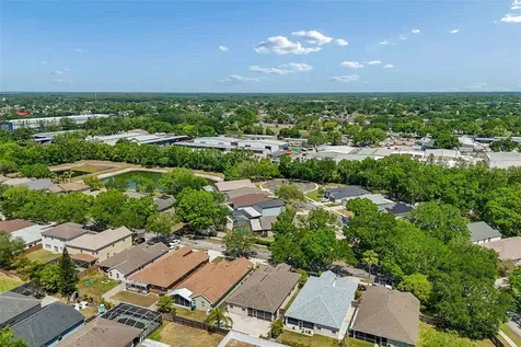 4789 Whispering Wind Avenue Tampa FL 33614
