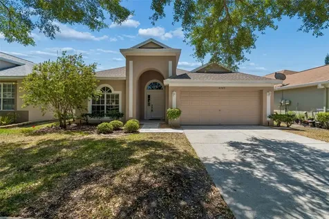 4789 Whispering Wind Avenue Tampa FL 33614