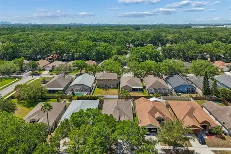 4789 Whispering Wind Avenue Tampa FL 33614