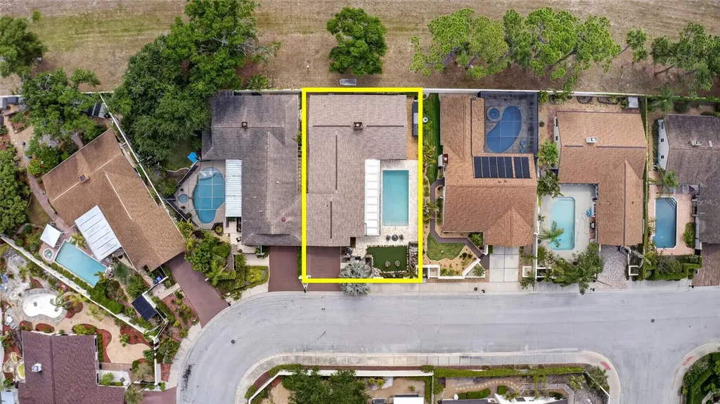 13522 Avista Drive Tampa FL 33624