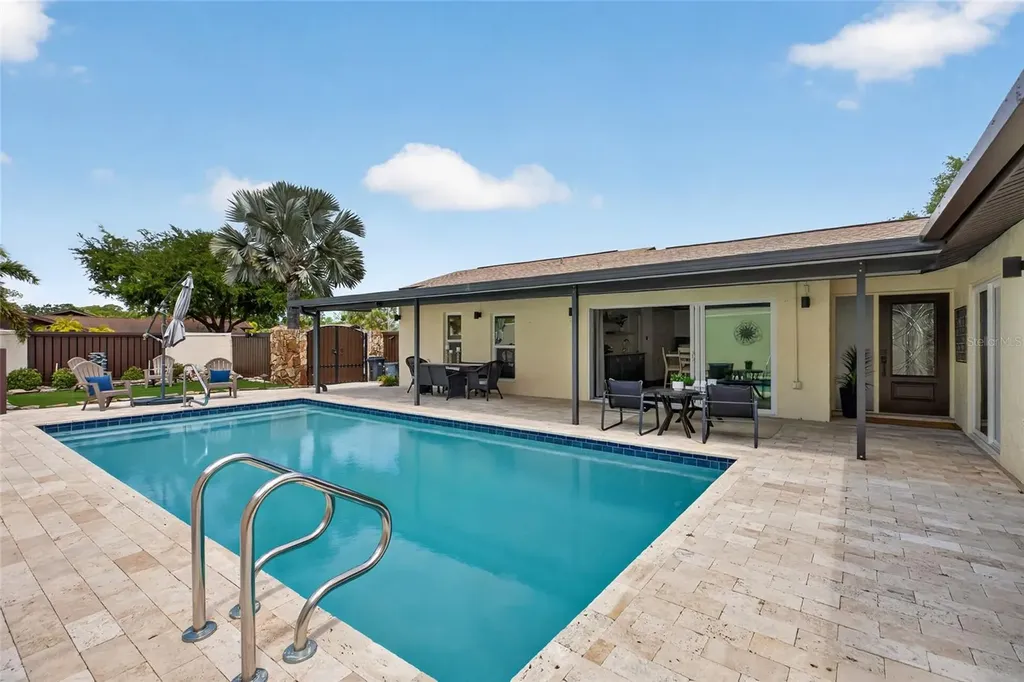 13522 Avista Drive Tampa FL 33624