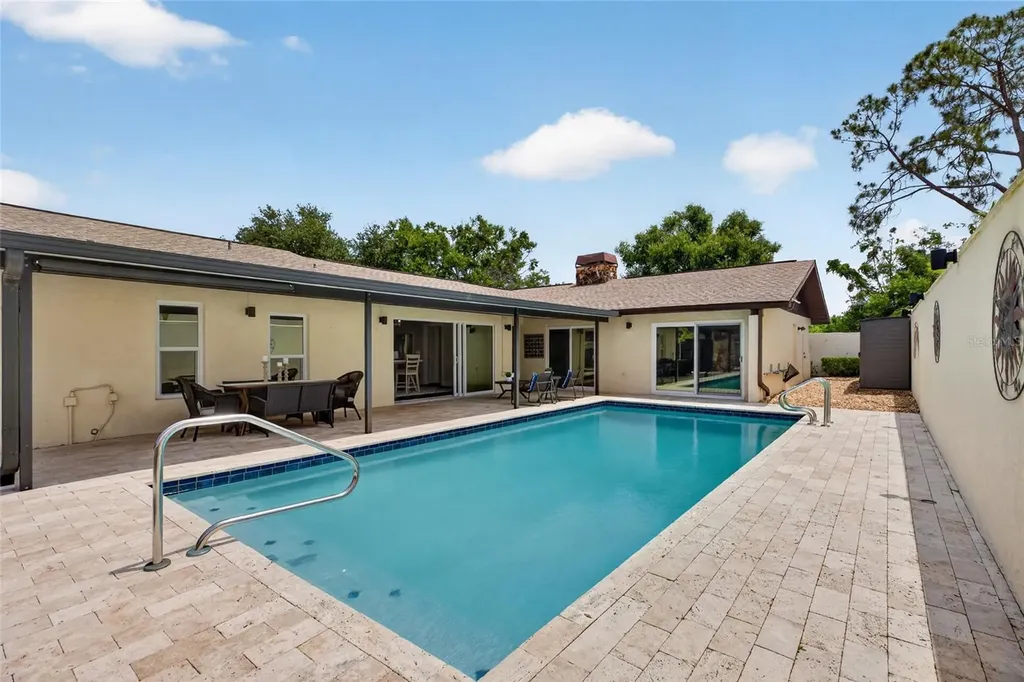 13522 Avista Drive Tampa FL 33624