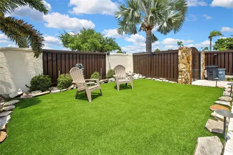 13522 Avista Drive Tampa FL 33624