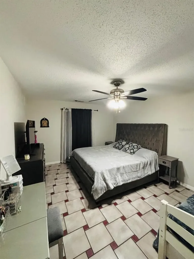 1464 Howland Boulevard Deltona FL 32738