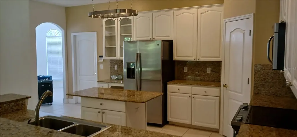 364 Ventura Drive Oldsmar FL 34677