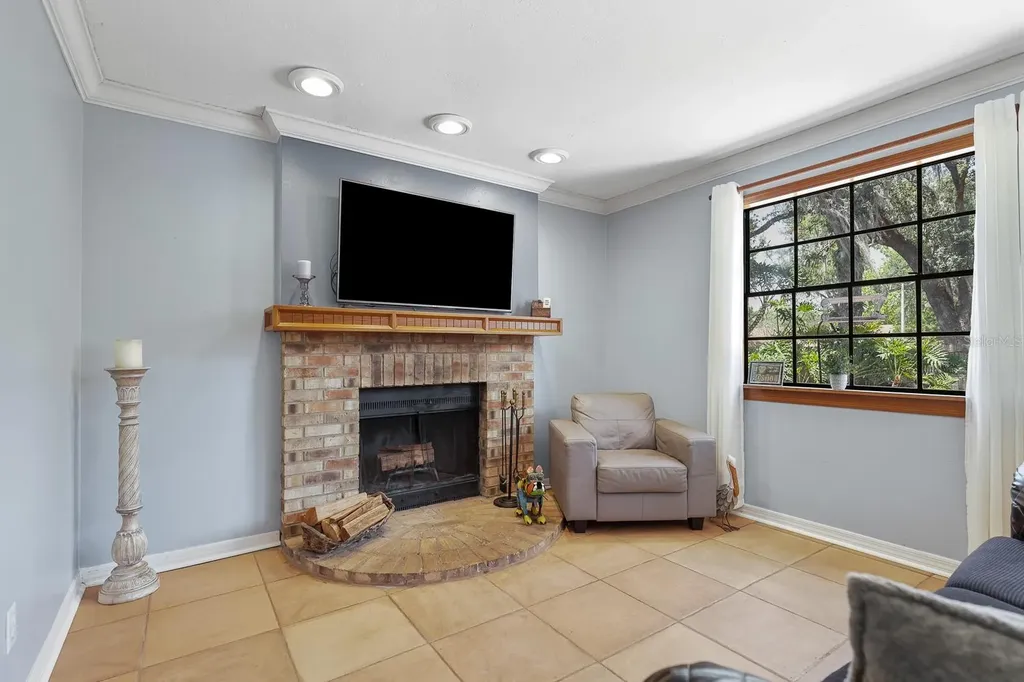 314 Bloomingfield Drive Brandon FL 33511