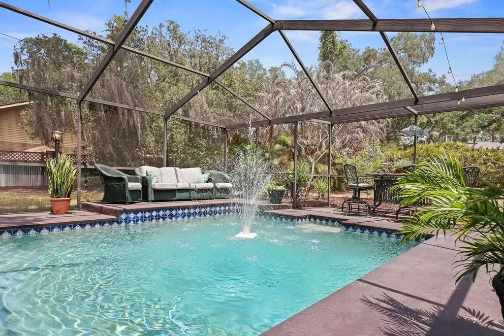 314 Bloomingfield Drive Brandon FL 33511