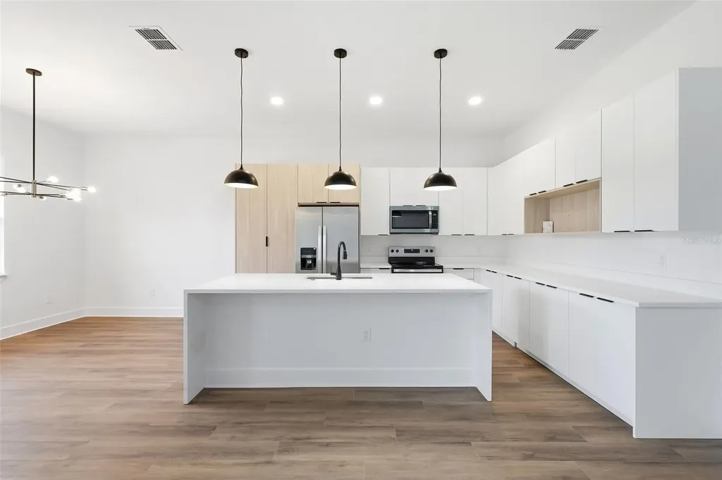 162 W Romany Loop Beverly Hills FL 34465