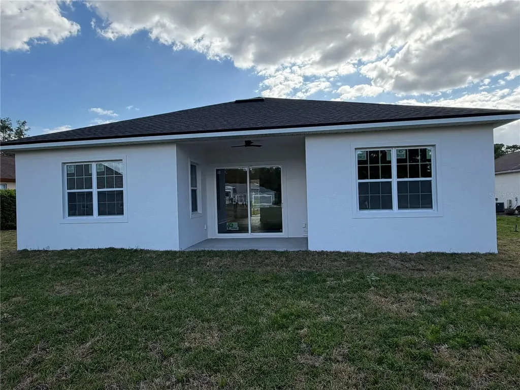 162 W Romany Loop Beverly Hills FL 34465