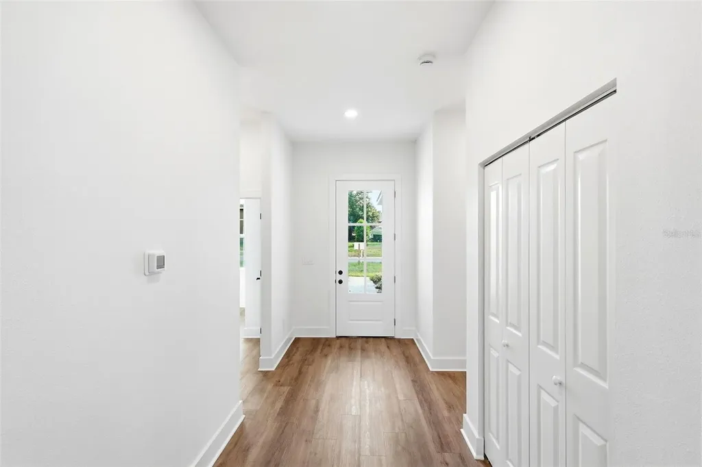 162 W Romany Loop Beverly Hills FL 34465