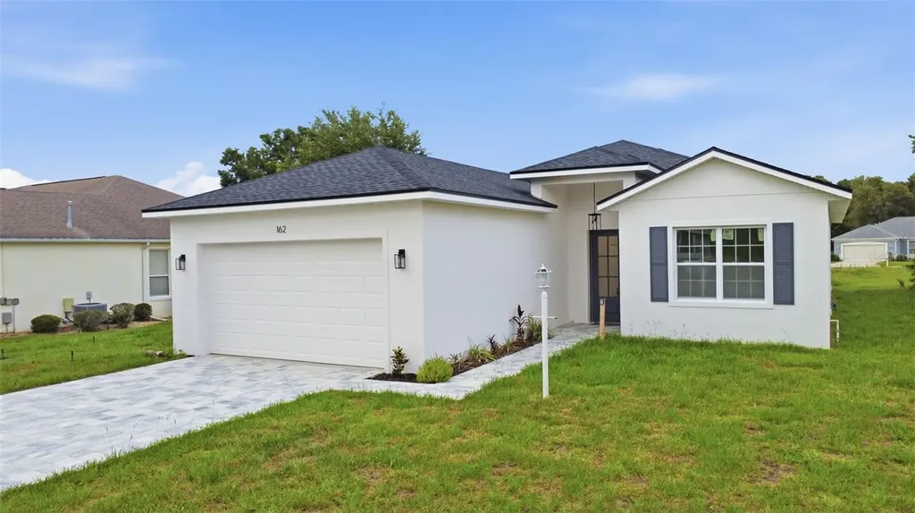 162 W Romany Loop Beverly Hills FL 34465