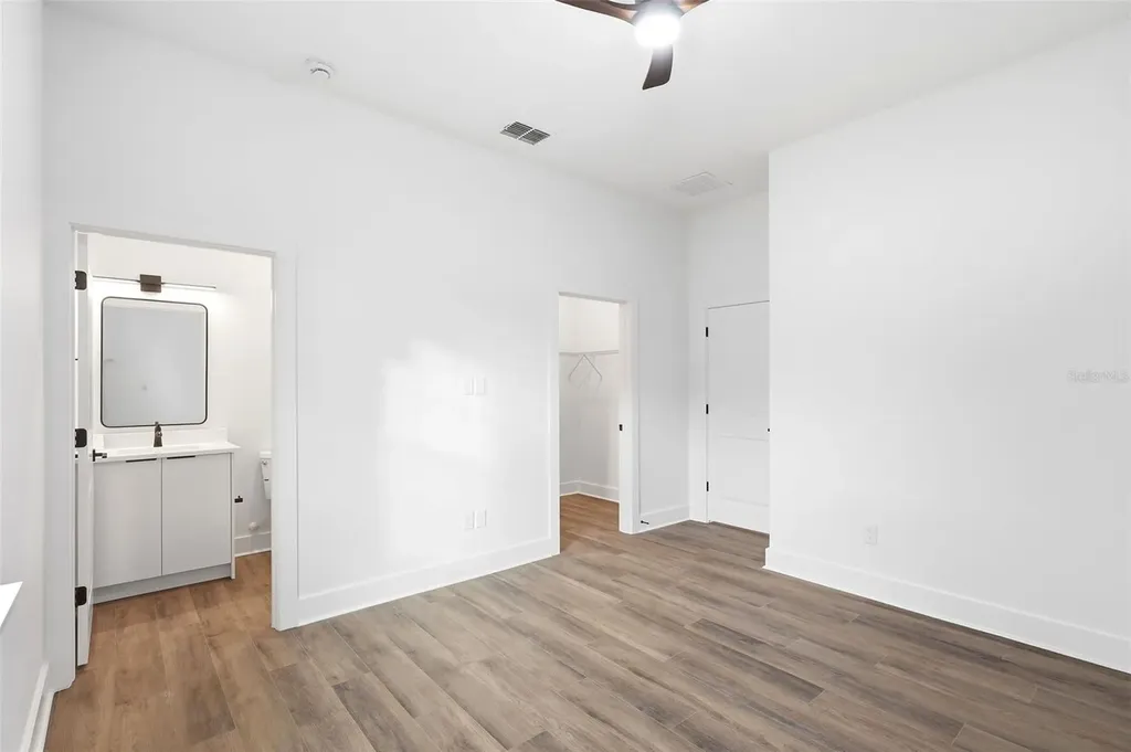 162 W Romany Loop Beverly Hills FL 34465
