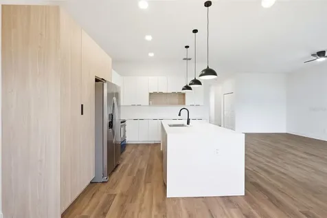 162 W Romany Loop Beverly Hills FL 34465
