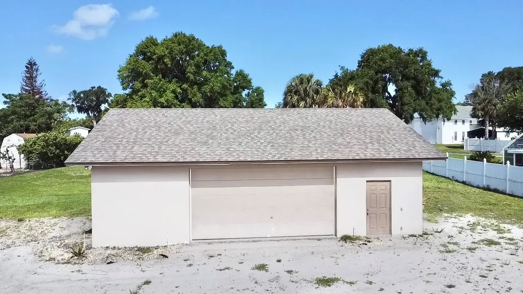 3155 Lakeshore Drive Mount Dora FL 32757