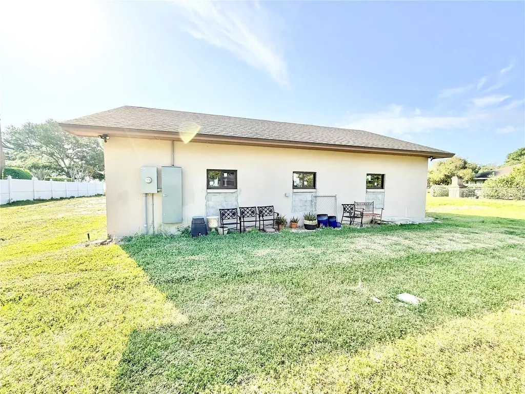 3155 Lakeshore Drive Mount Dora FL 32757