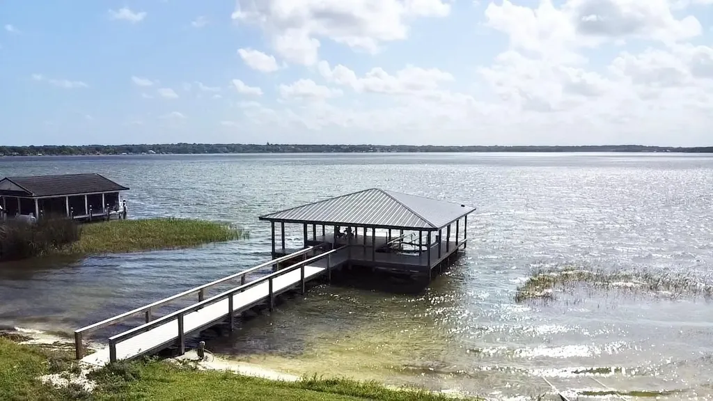 3155 Lakeshore Drive Mount Dora FL 32757