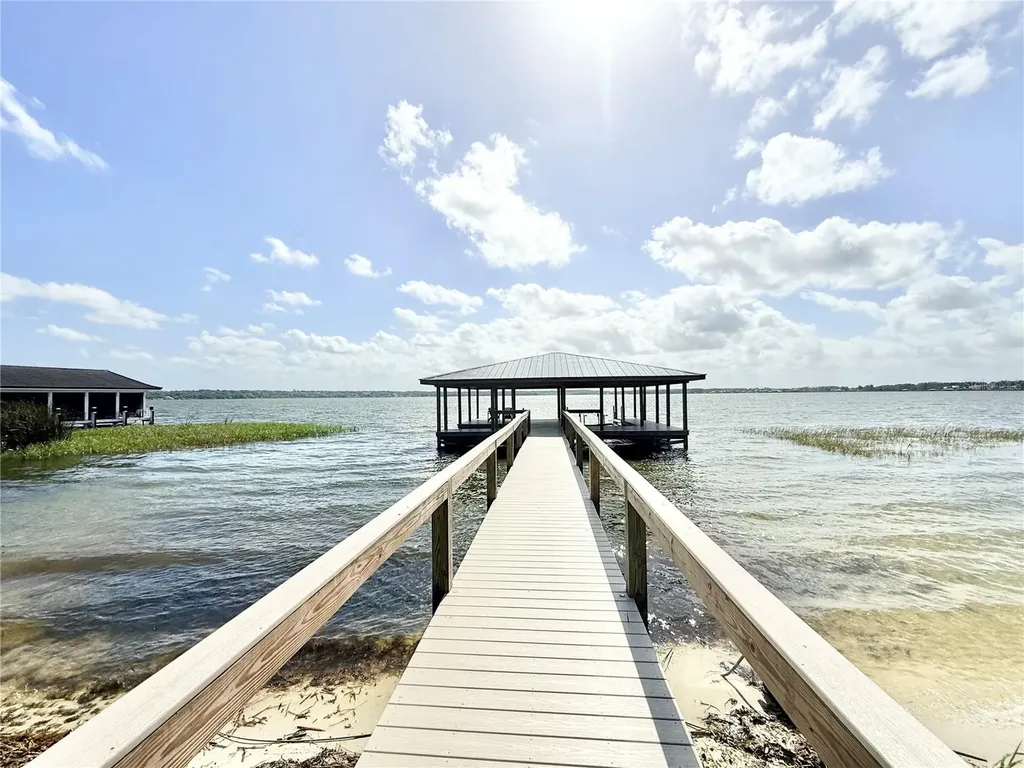 3155 Lakeshore Drive Mount Dora FL 32757