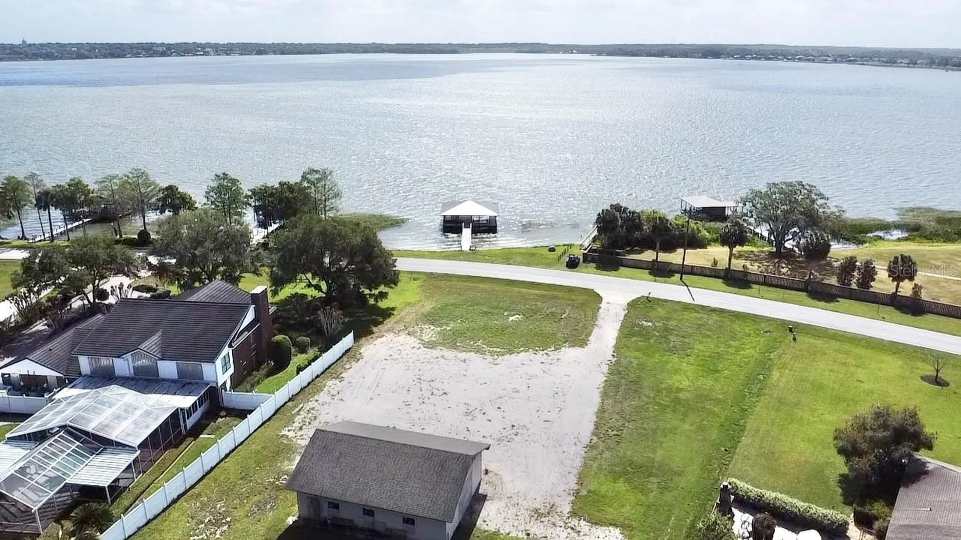 3155 Lakeshore Drive Mount Dora FL 32757