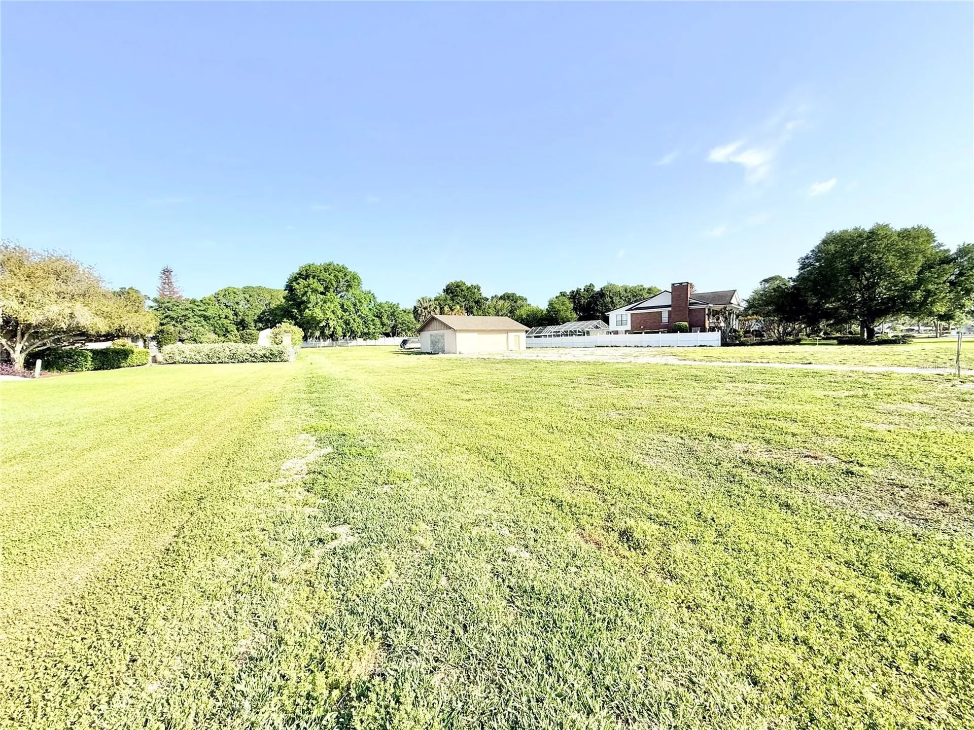 3155 Lakeshore Drive Mount Dora FL 32757