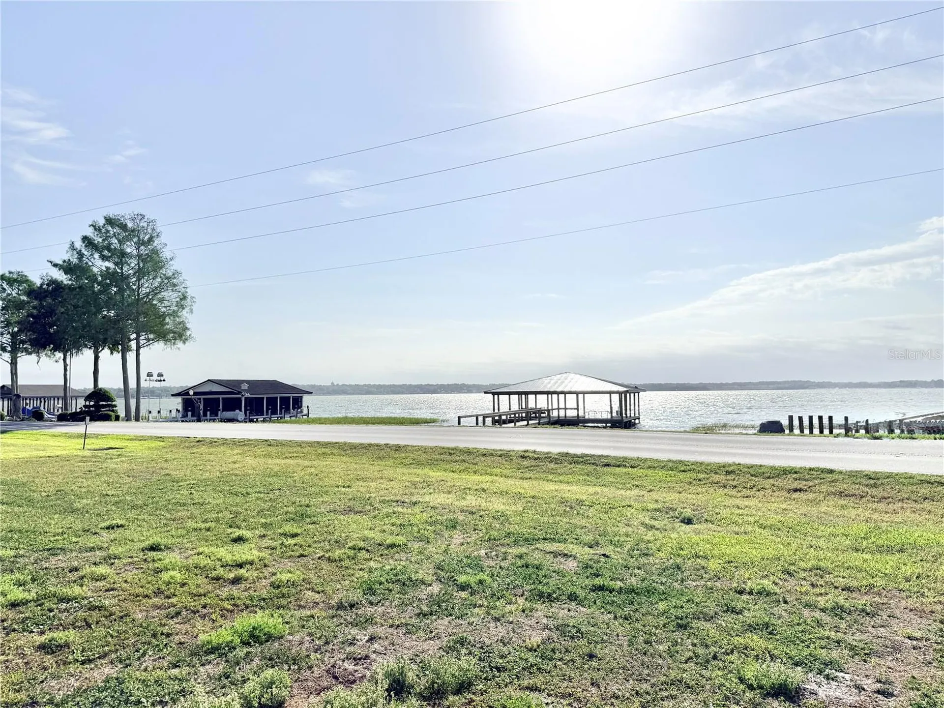 3155 Lakeshore Drive Mount Dora FL 32757