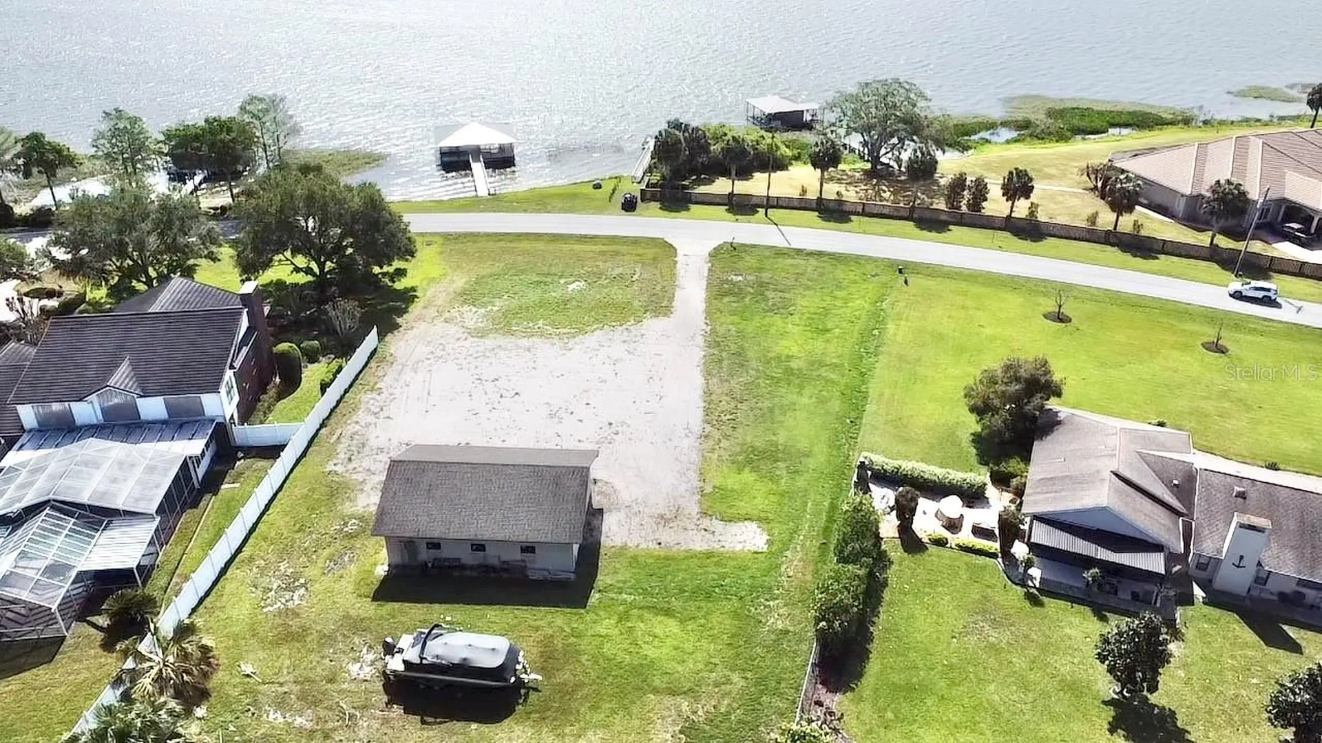 3155 Lakeshore Drive Mount Dora FL 32757