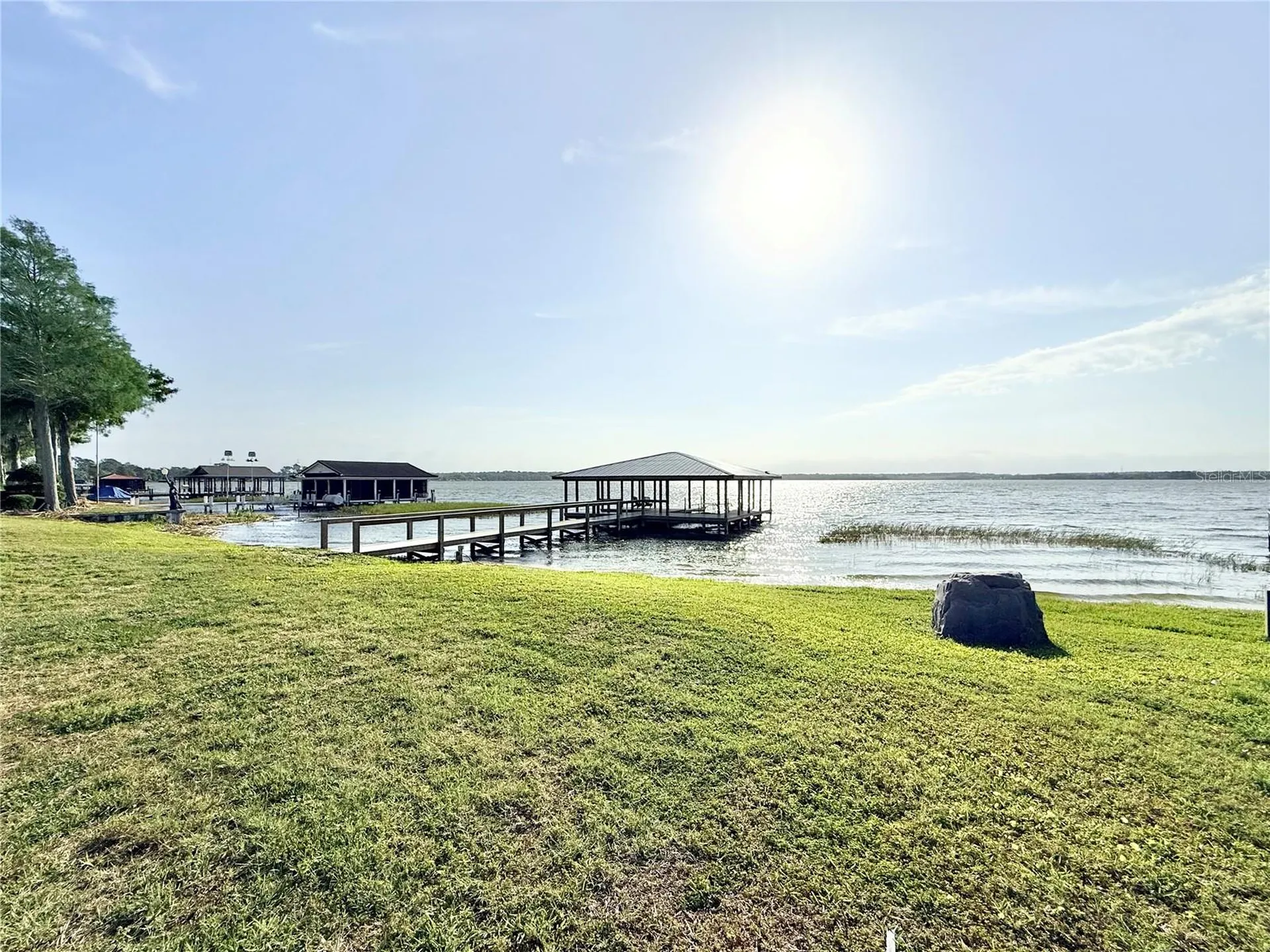 3155 Lakeshore Drive Mount Dora FL 32757