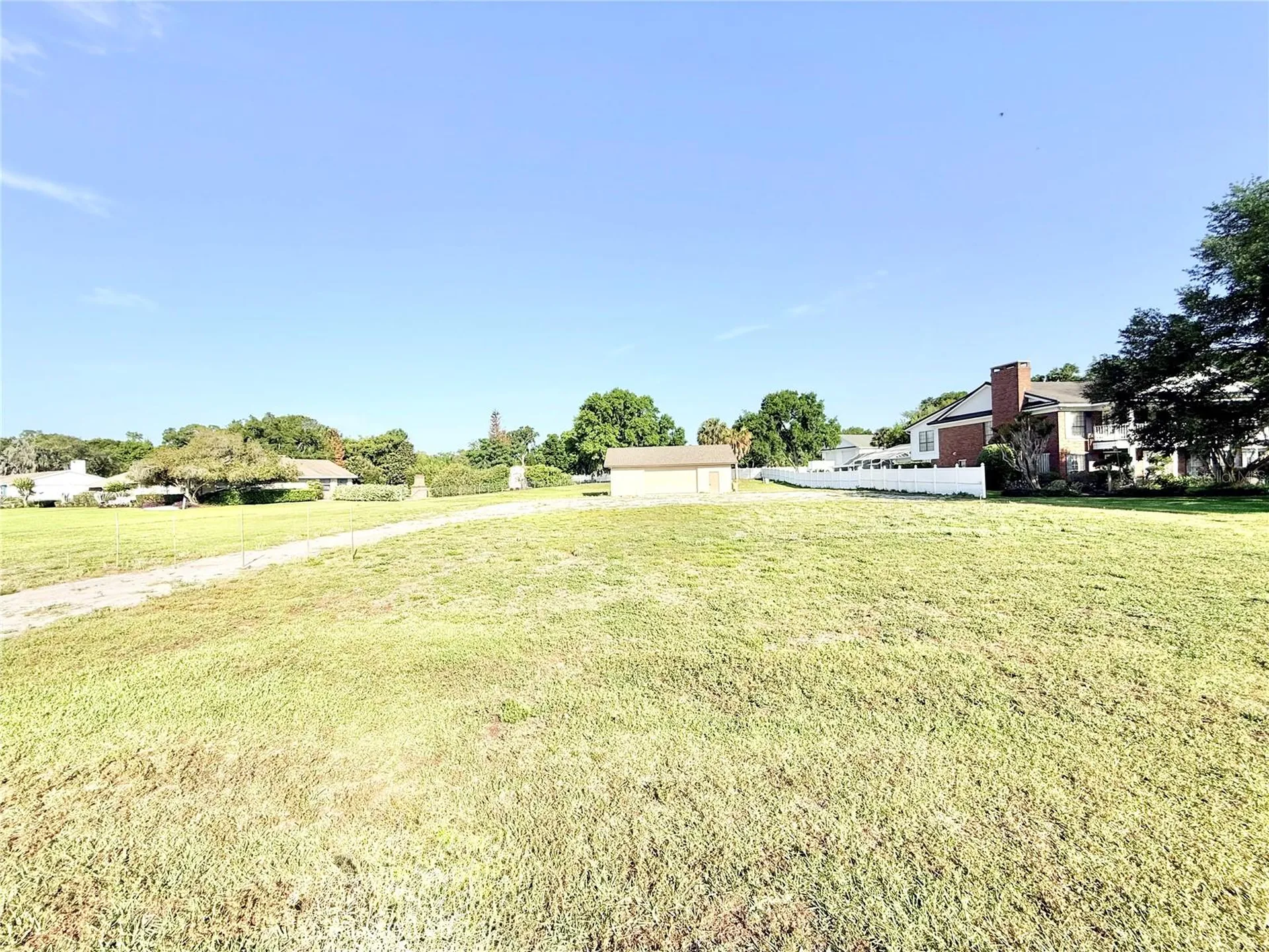 3155 Lakeshore Drive Mount Dora FL 32757